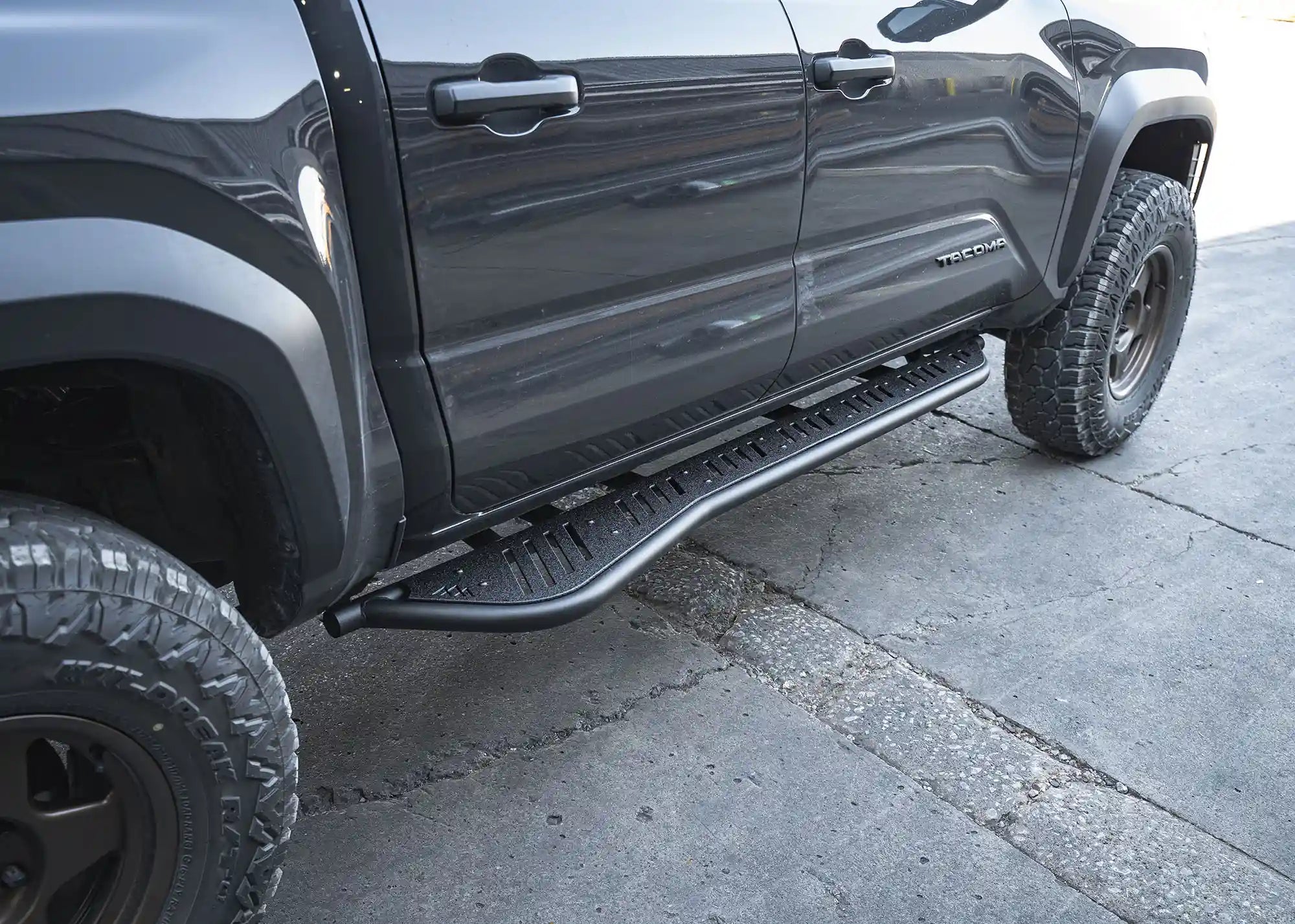 Toyota Tacoma Rock Sliders 4th Gen (2024 - 2026) - Spirit of 1876Backwoods Adventure Mods