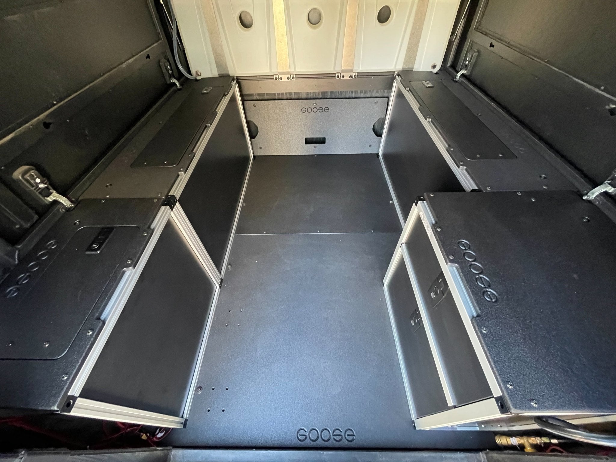 Alu - Cab Canopy Camper V2 - Toyota Tacoma 2005 - 2023 2nd & 3rd Gen. - Front Utility Module - 6' Bed - Spirit of 1876 - Goose Gear