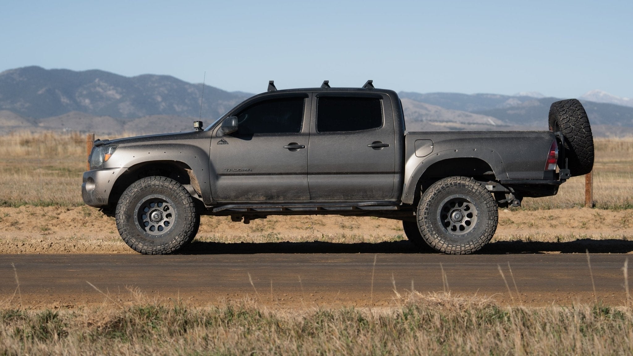 Sherpa Equipment Company 2nd/3rd Gen Tacoma Load Bar System - Spirit of 1876Sherpa Equipment Company