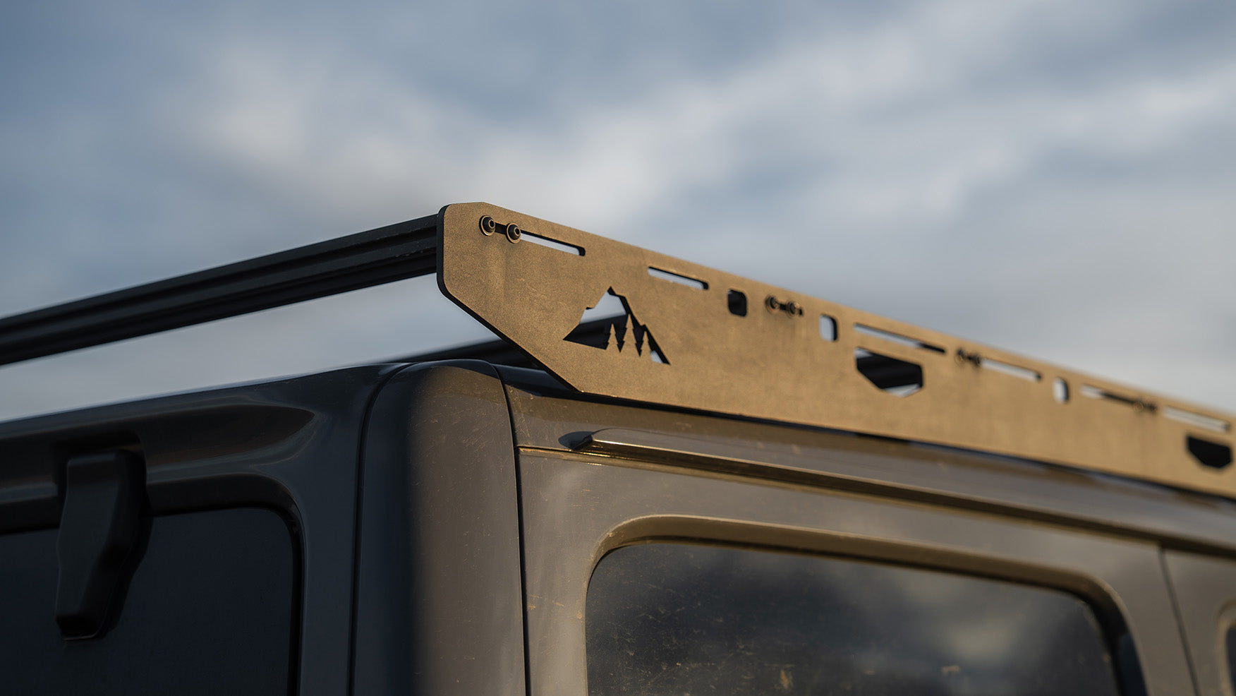 The JLU QDHD Half Rack