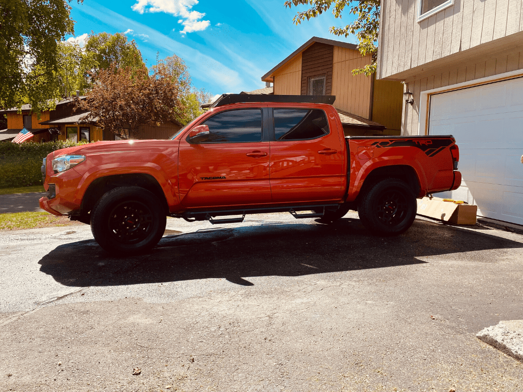 Economy Roof Rack For 2005 - 2023 Toyota Tacoma - Spirit of 1876Dealers of Cali Raised LED