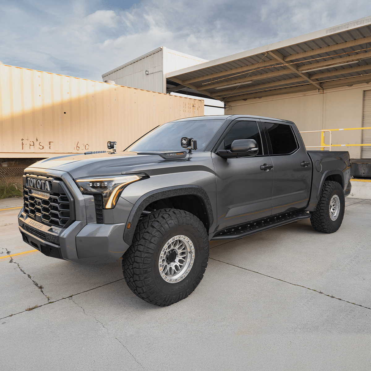 Rock Sliders For 2022+ Toyota Tundra - Spirit of 1876Dealers of Cali Raised LED