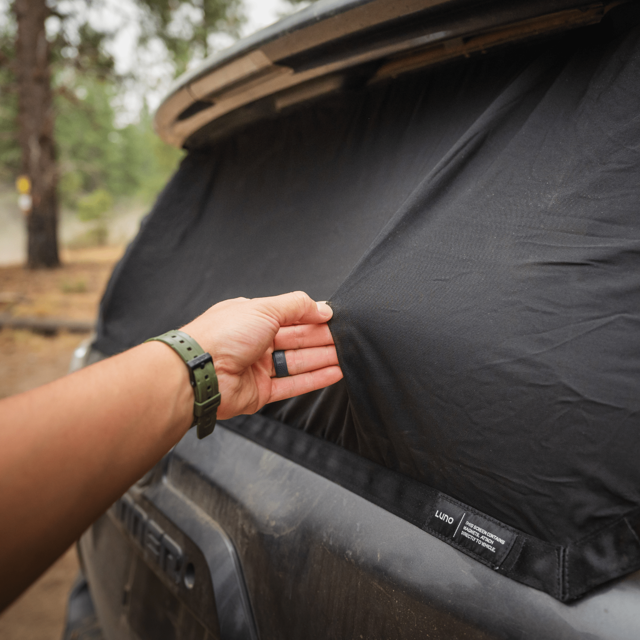 Luno 4Runner Trunk Window Screen - Spirit of 1876Luno®
