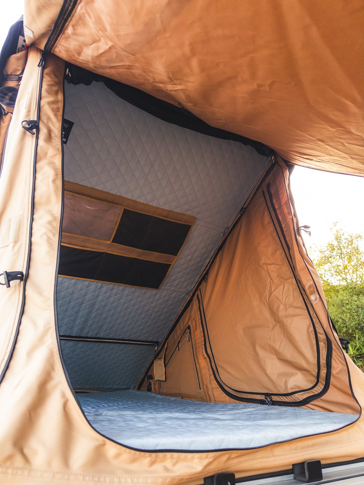 AIRRUSH 2 Person Rooftop Tent - Spirit of 1876 - Featherlyte Outdoors