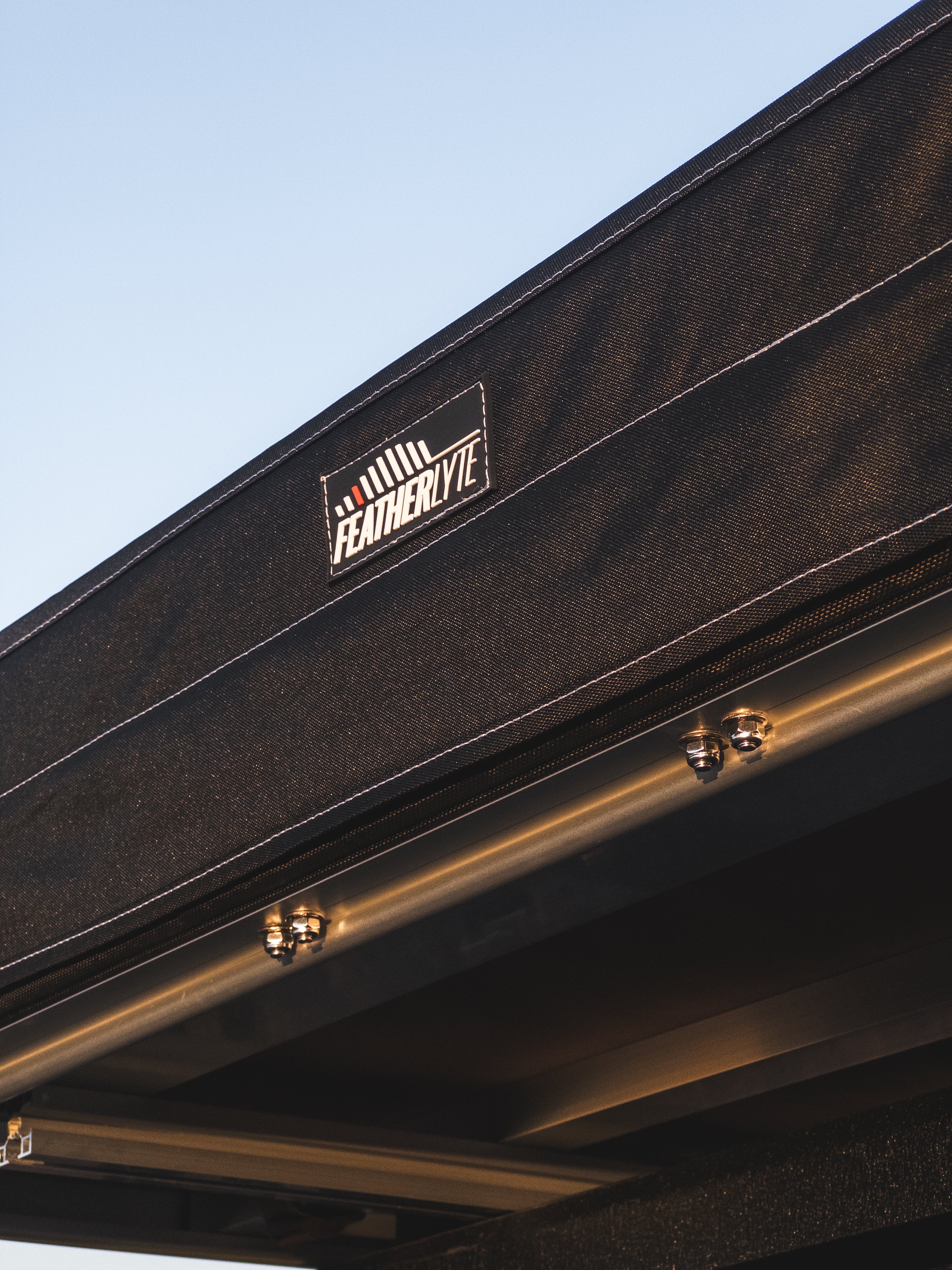 SKYFLOAT 1 Person Rooftop Tent