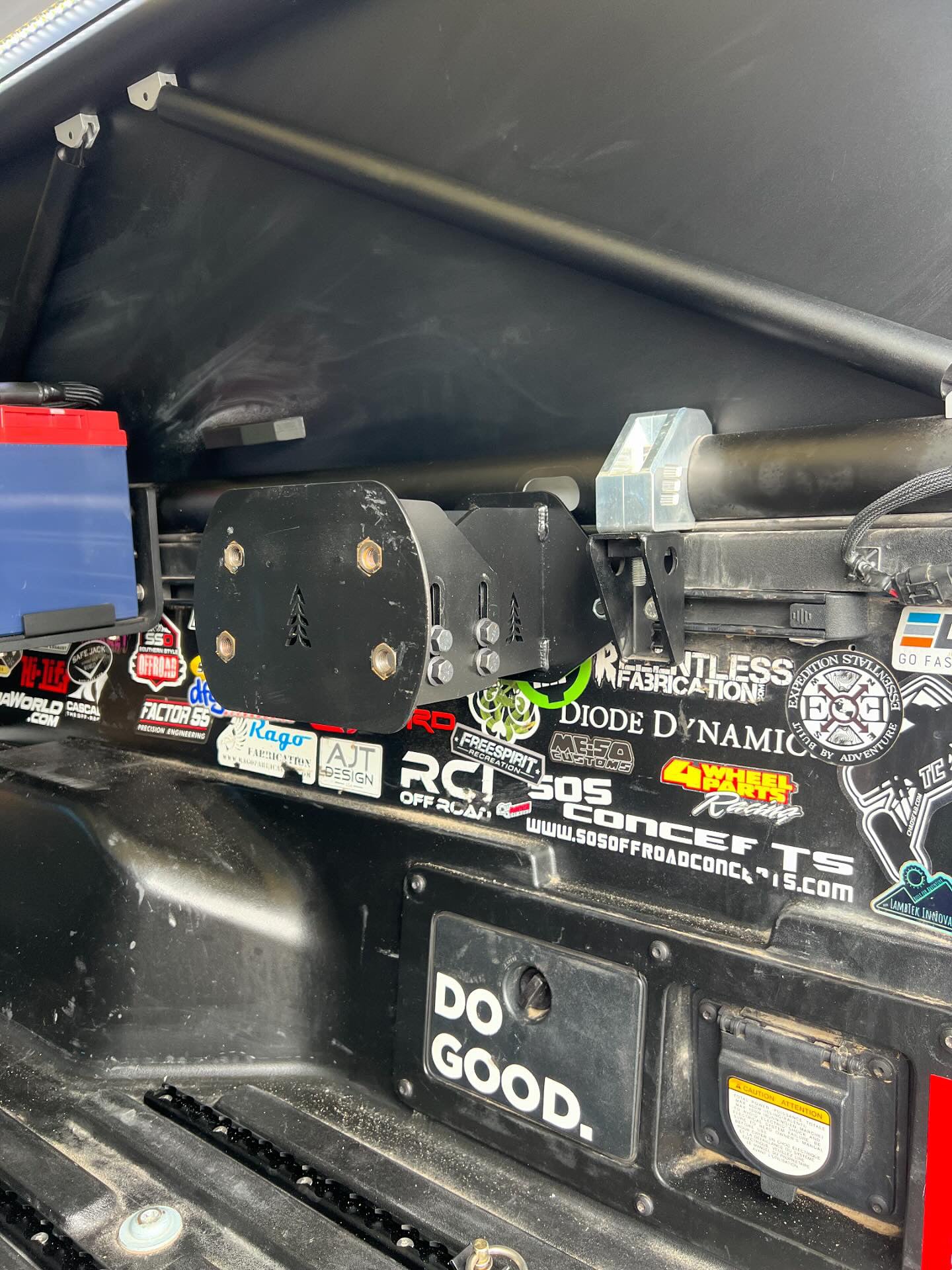 Shoe Rack V2 - Tacoma / Tundra Truck Bed Spare Mount - Spirit of 1876