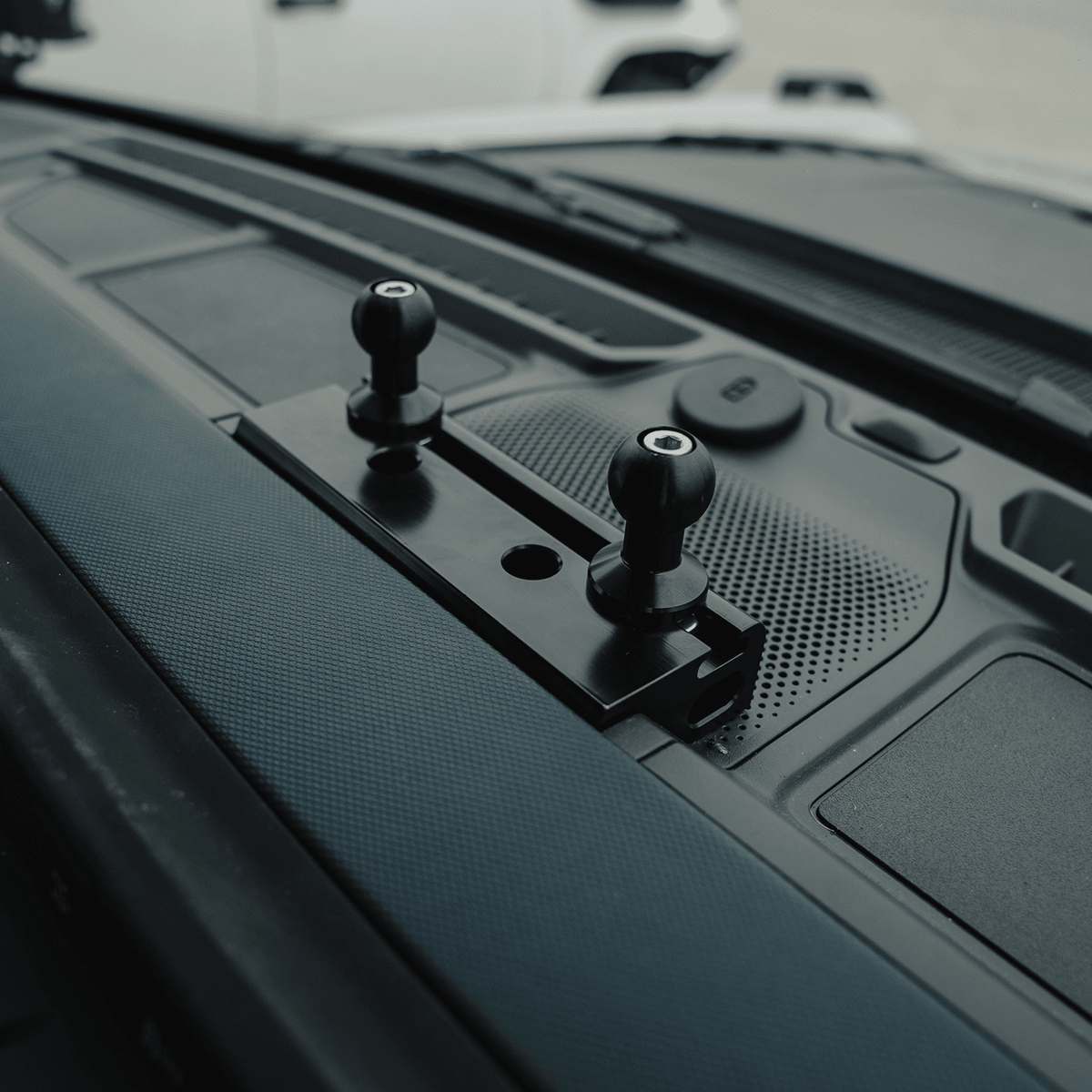 Dash Mount For 2021+ Ford Bronco Raptor - Spirit of 1876Dealers of Cali Raised LED