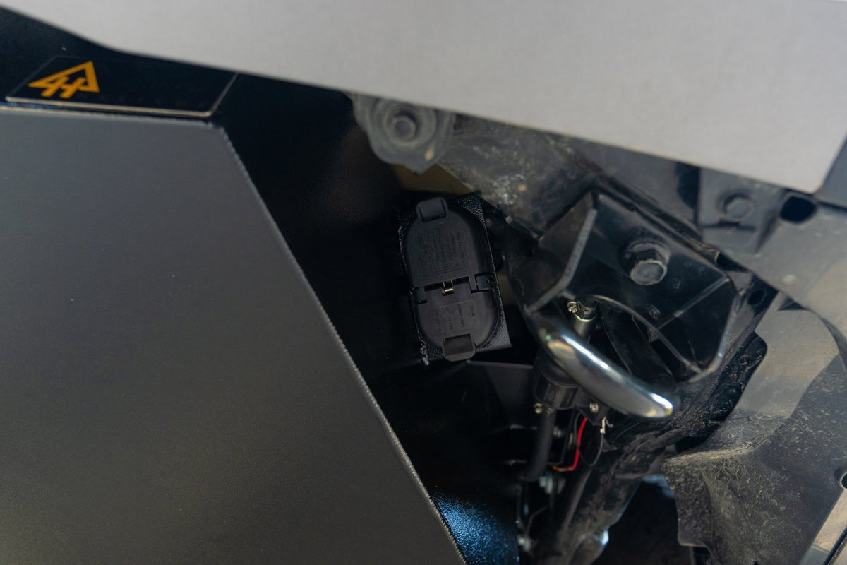 2025-Current Toyota 4Runner Auxiliary Fuel Tank System 18 Gallon - Spirit of 1876 - Helivue Design