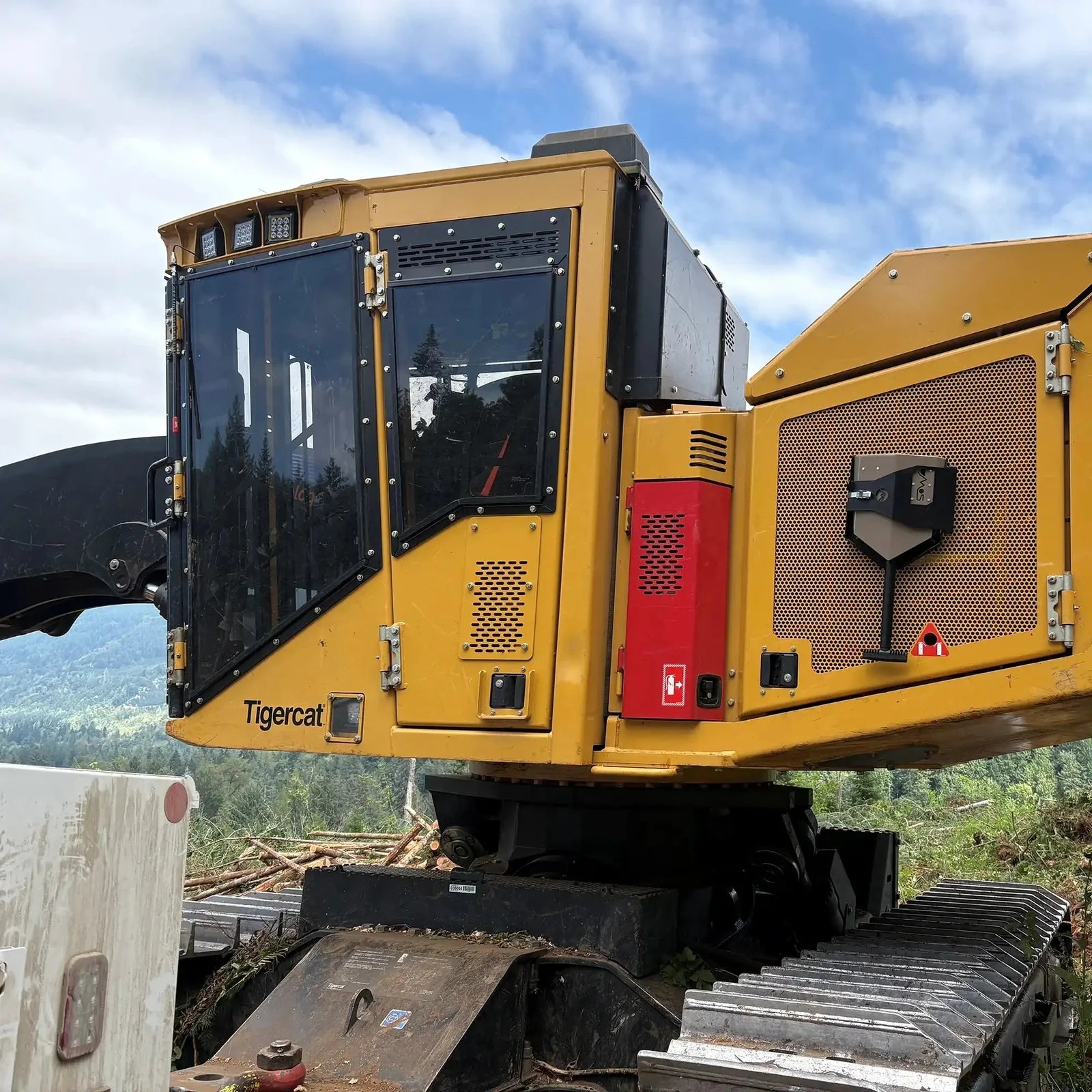 DMOS Delta Shovel Mount - Spirit of 1876DMOS | Dealer Program