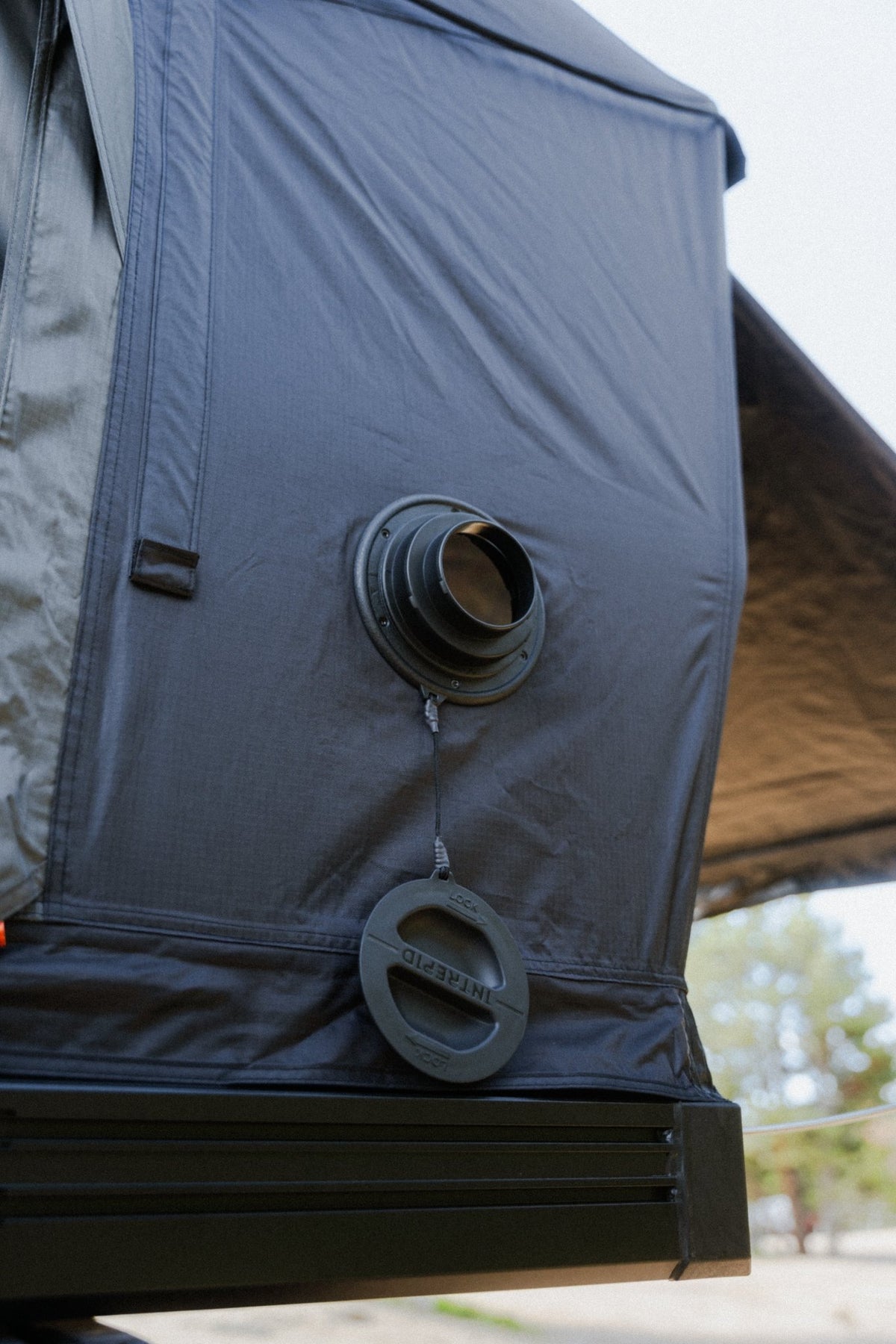 Geo 2.5 Pro Rooftop Tent - Spirit of 1876 - Intrepid Camp Gear