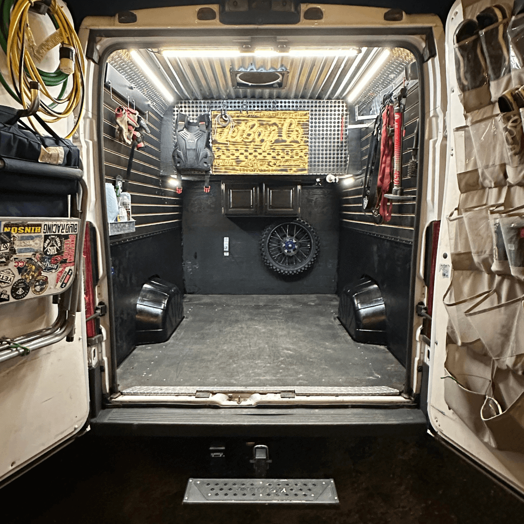 V-Series 40" Light - Spirit of 1876 - Kingpin Equipped