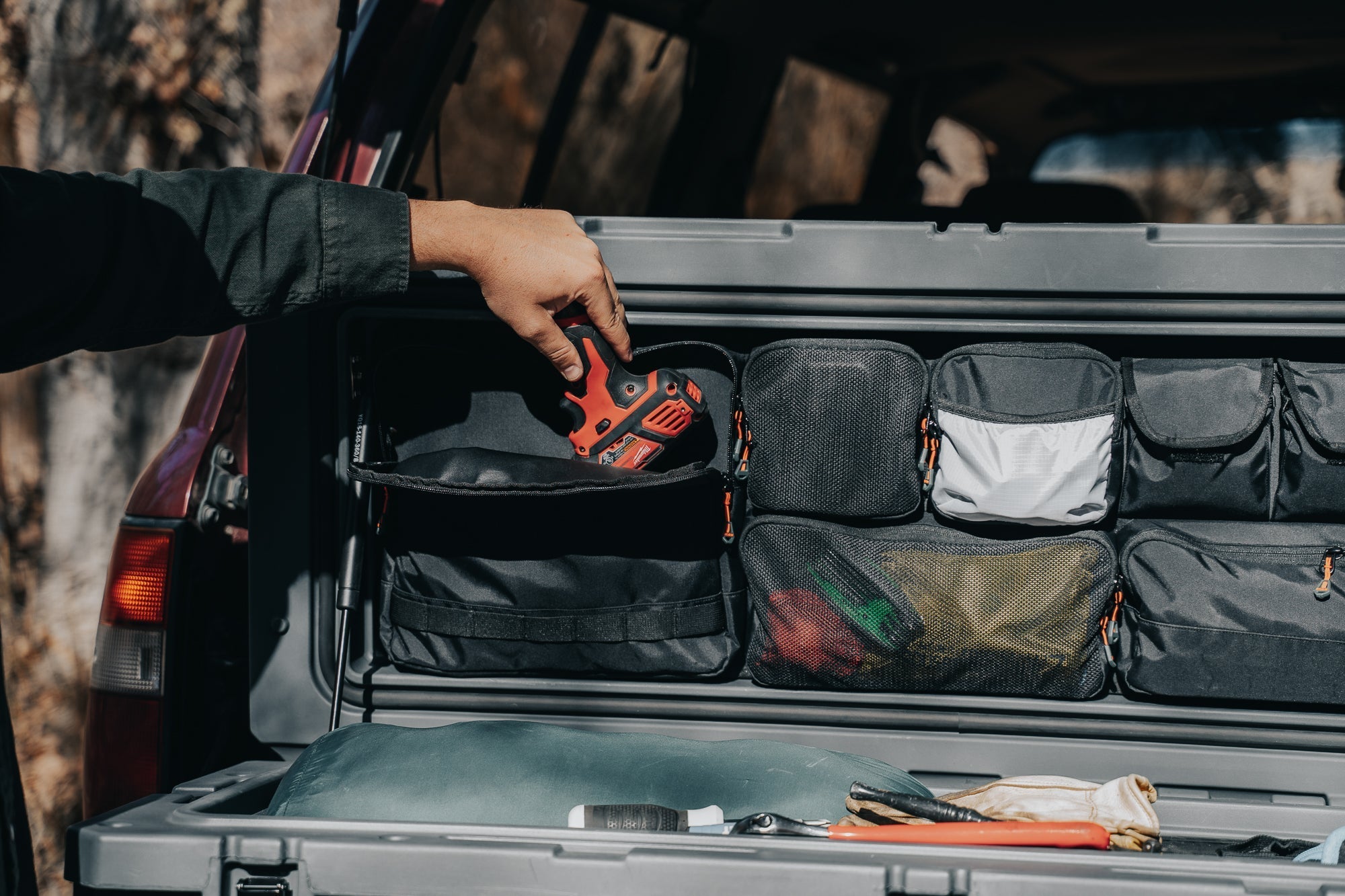 95L Lid Organizer - Spirit of 1876 - ROAM Dealer Portal