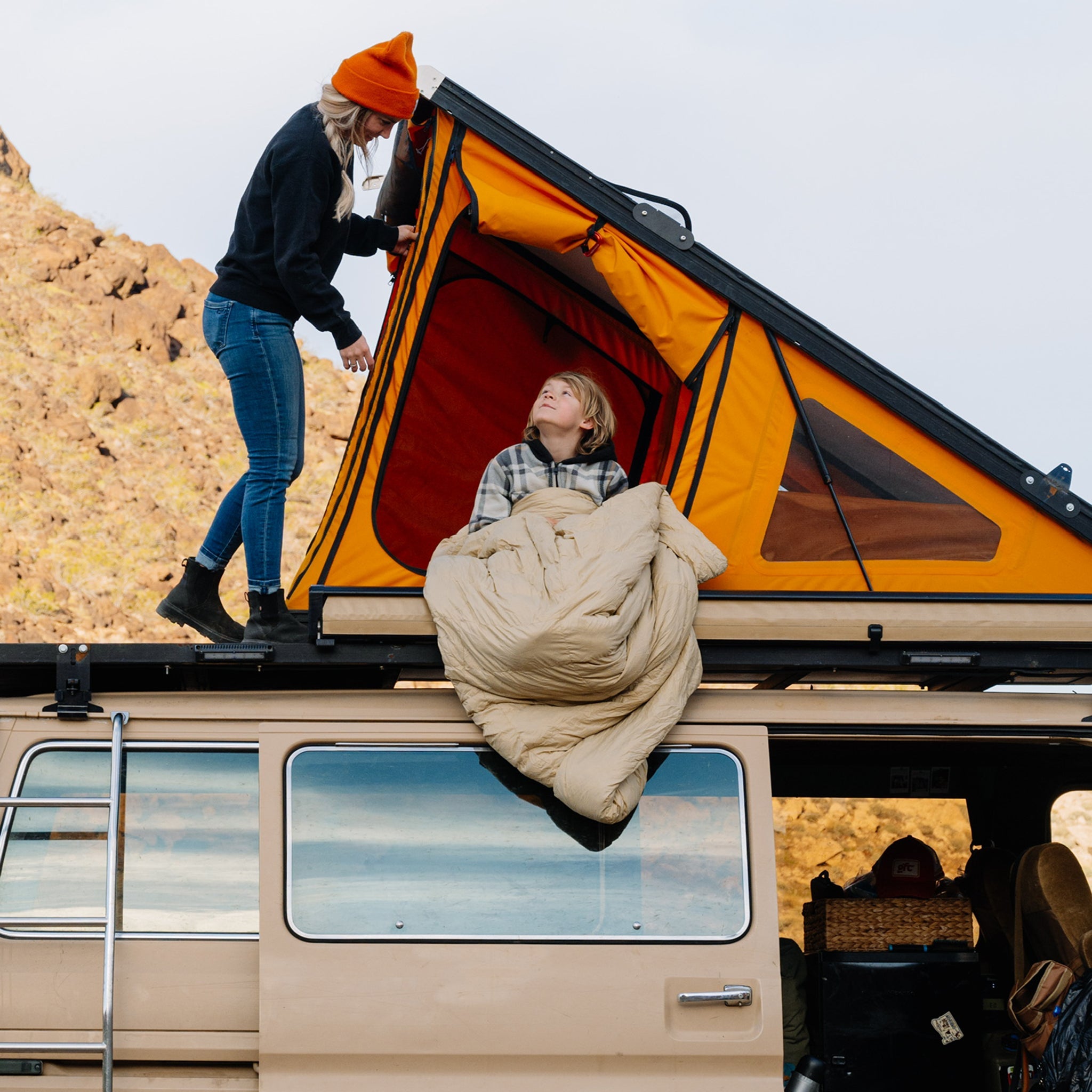 Aeronaut Outdoor Gear HOVERQUILT - Spirit of 1876Aeronaut Outdoor Gear