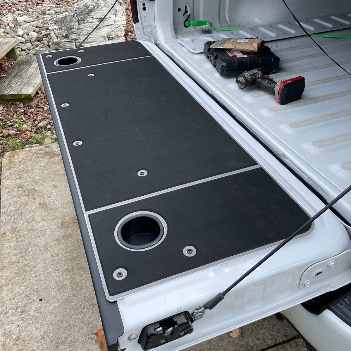 RAM Tailgate Covers (98-Current) - Spirit of 1876 - BillieBars
