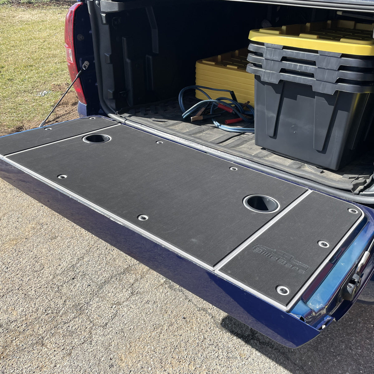 Avalanche Tailgate Cover (2007+)