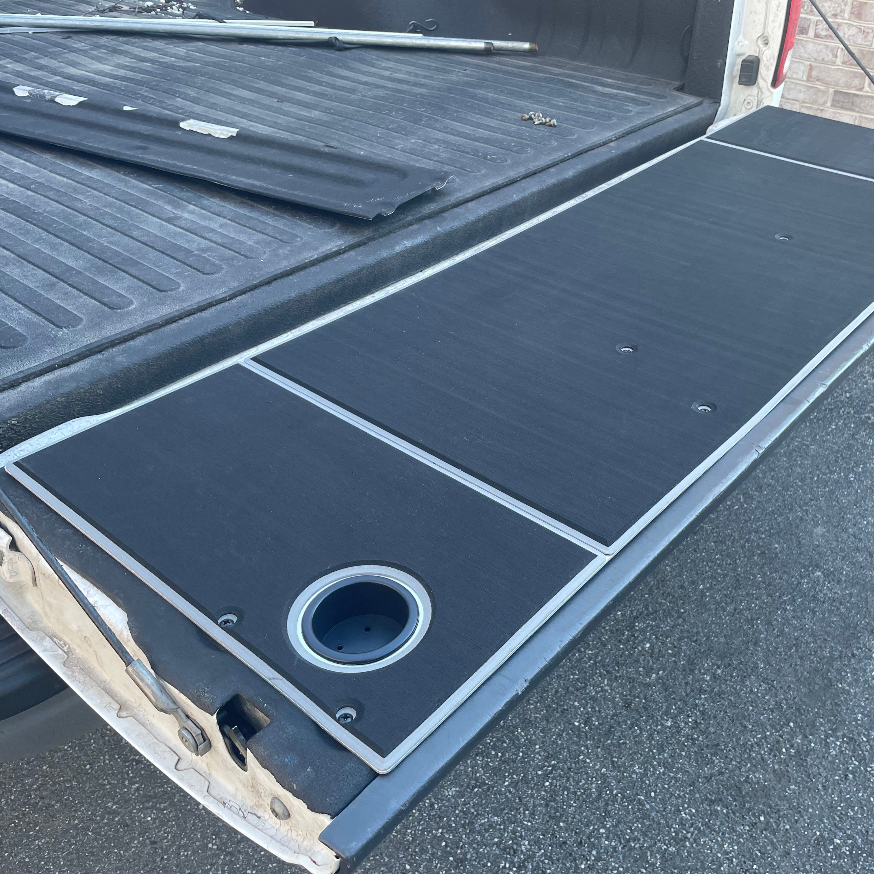F150 F250 F350 Tailgate Cover (1999-2007)