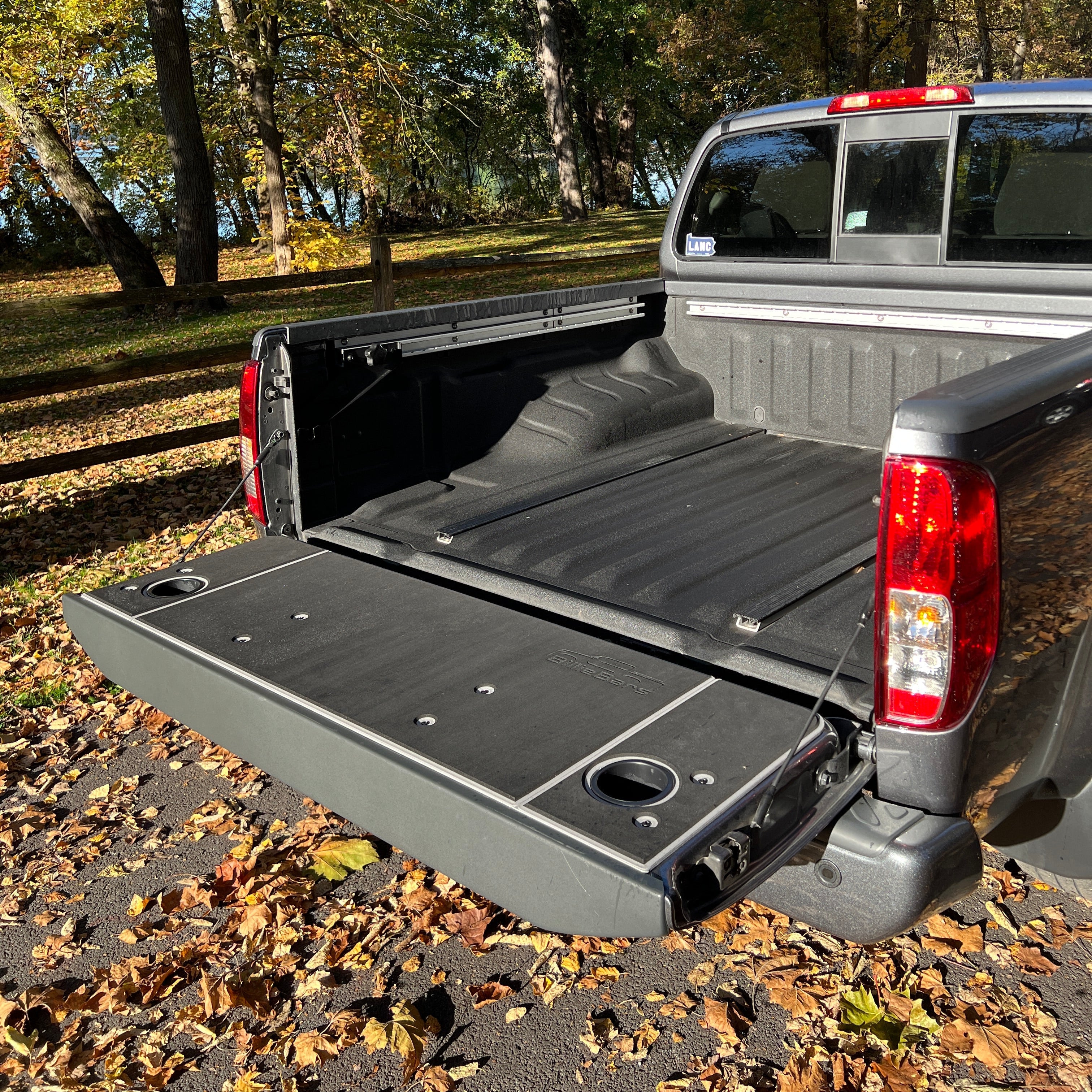 Frontier Tailgate Cover (1997-2021)