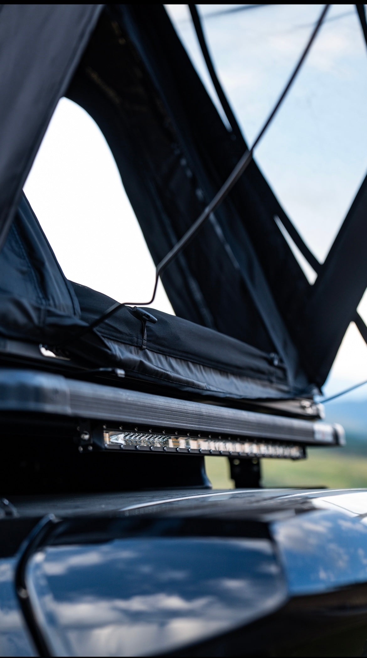 Wasatch Lite Aluminum Hardshell Rooftop Tent