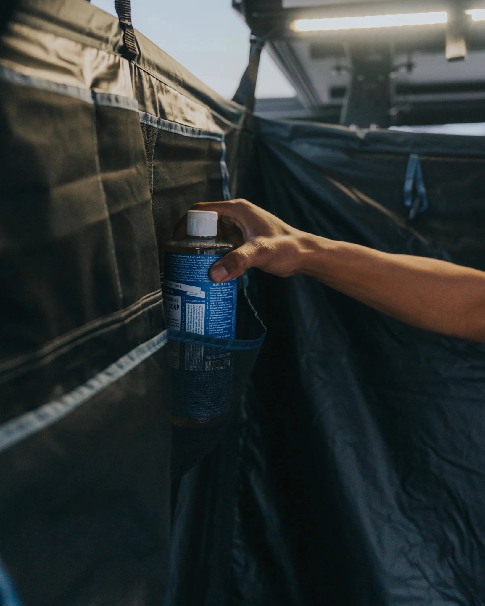 Kakadu Outback Shower Vehicle Tent - Spirit of 1876Kakadu