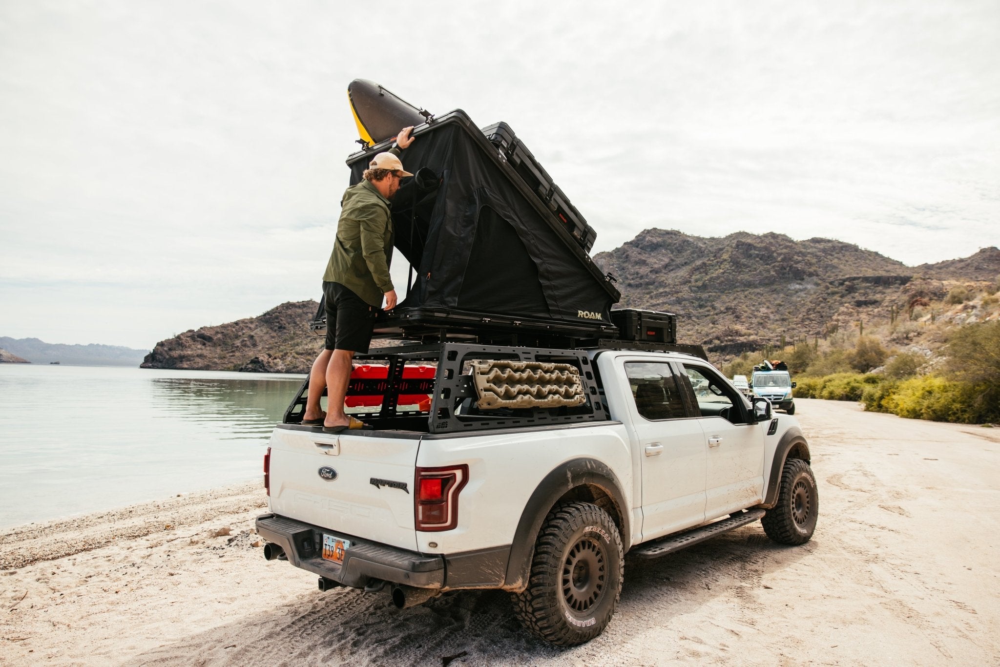 ROAM The Desperado Hardshell Rooftop Tent - Spirit of 1876ROAM Dealer Portal