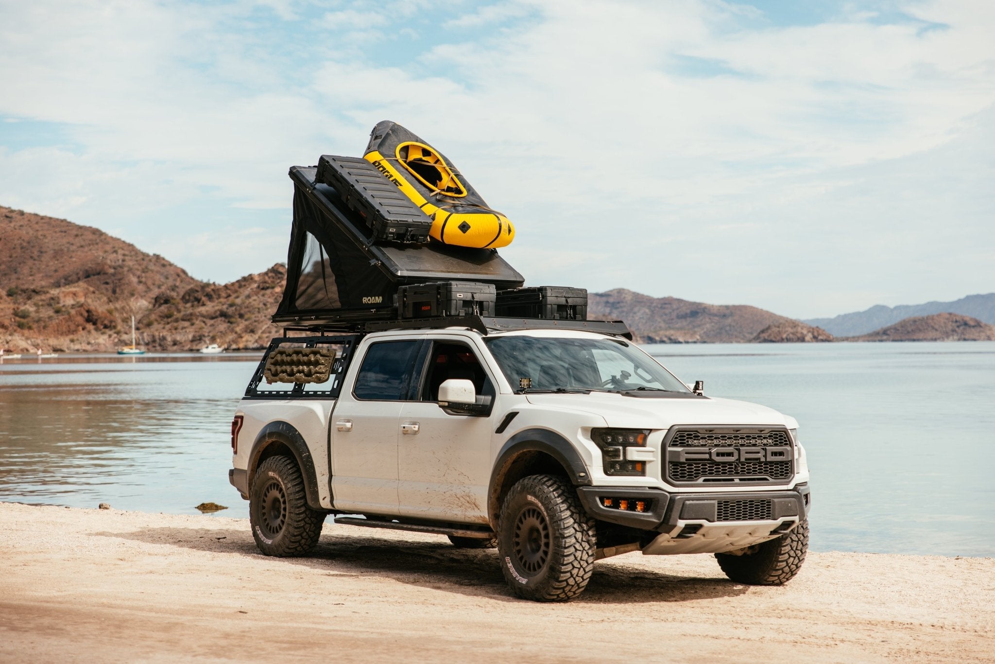 ROAM The Desperado Hardshell Rooftop Tent - Spirit of 1876ROAM Dealer Portal