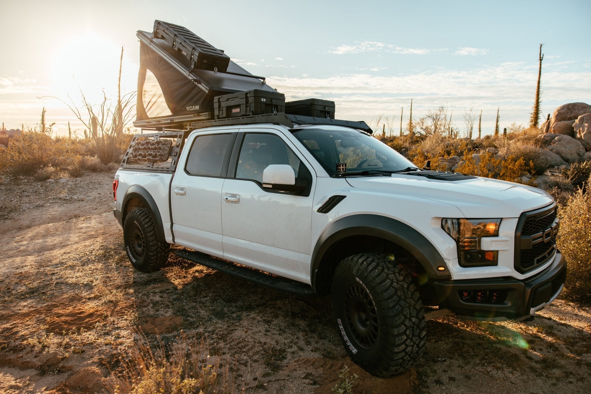 ROAM The Desperado Hardshell Rooftop Tent - Spirit of 1876ROAM Dealer Portal