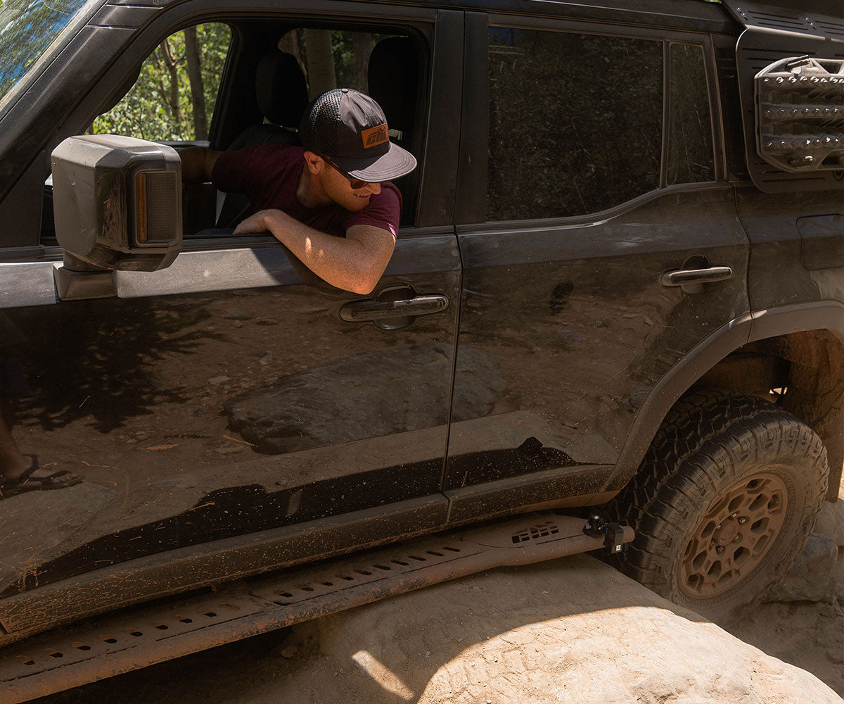 CBI GX550 Overland Kickout Rock Sliders