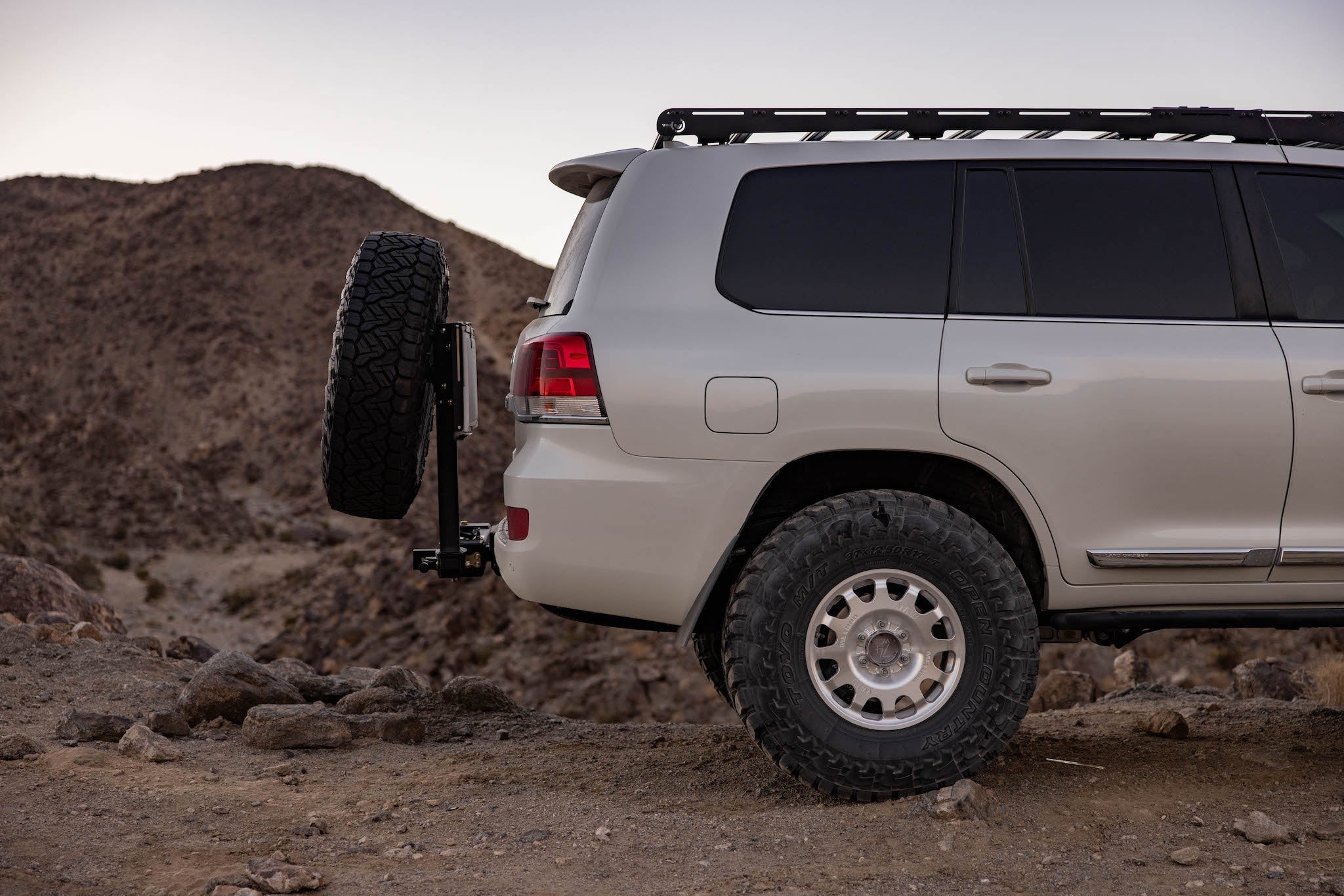 HitchingPost™ Tire Mount