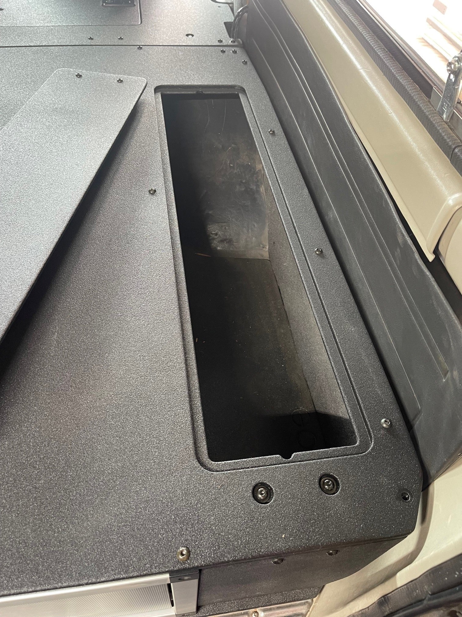 Toyota Land Cruiser 1980 - 1990 60 Series - Single Drawer Module with Fitted Top Plate - 22 - 3/16"W x 9 - 1/2"H x 40"D - Spirit of 1876 - Goose Gear
