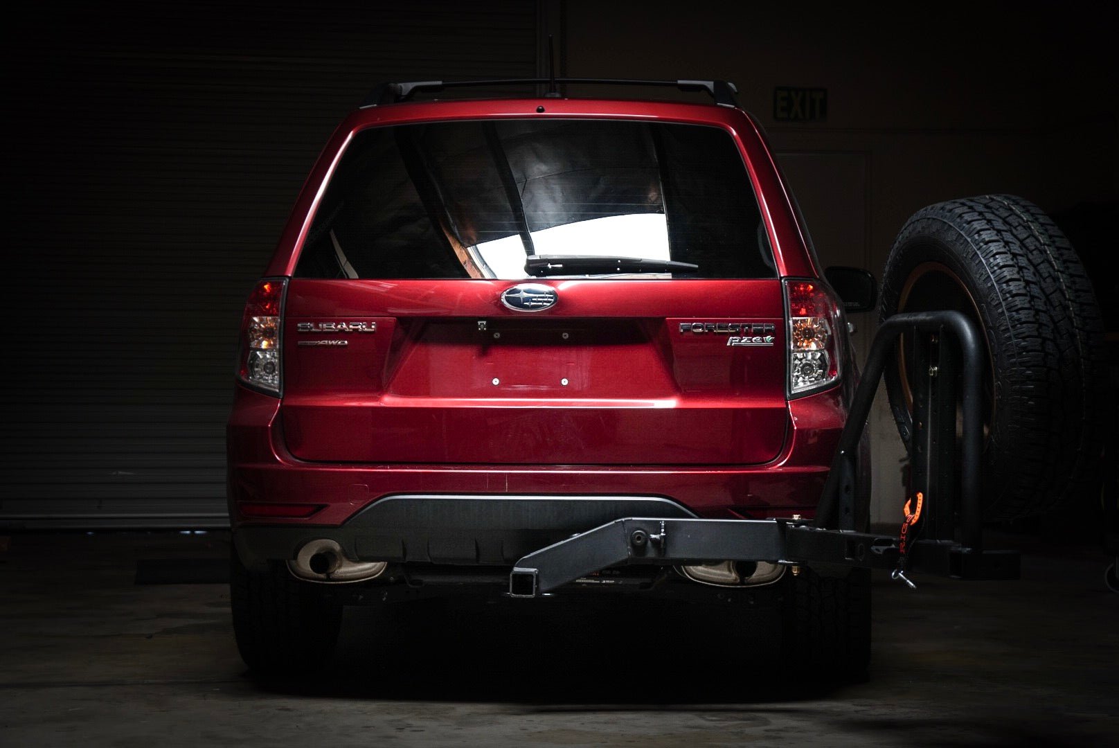 UltraSwing™ Multi - Fit Spare Tire Hitch Mount | RiGd Supply - Spirit of 1876RIGd Supply