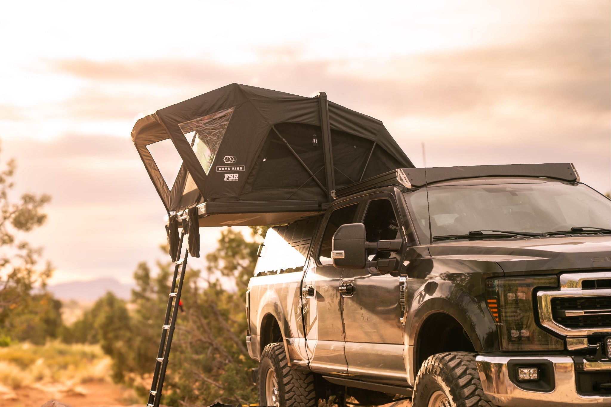 Nova King - Rooftop Tent - Spirit of 1876