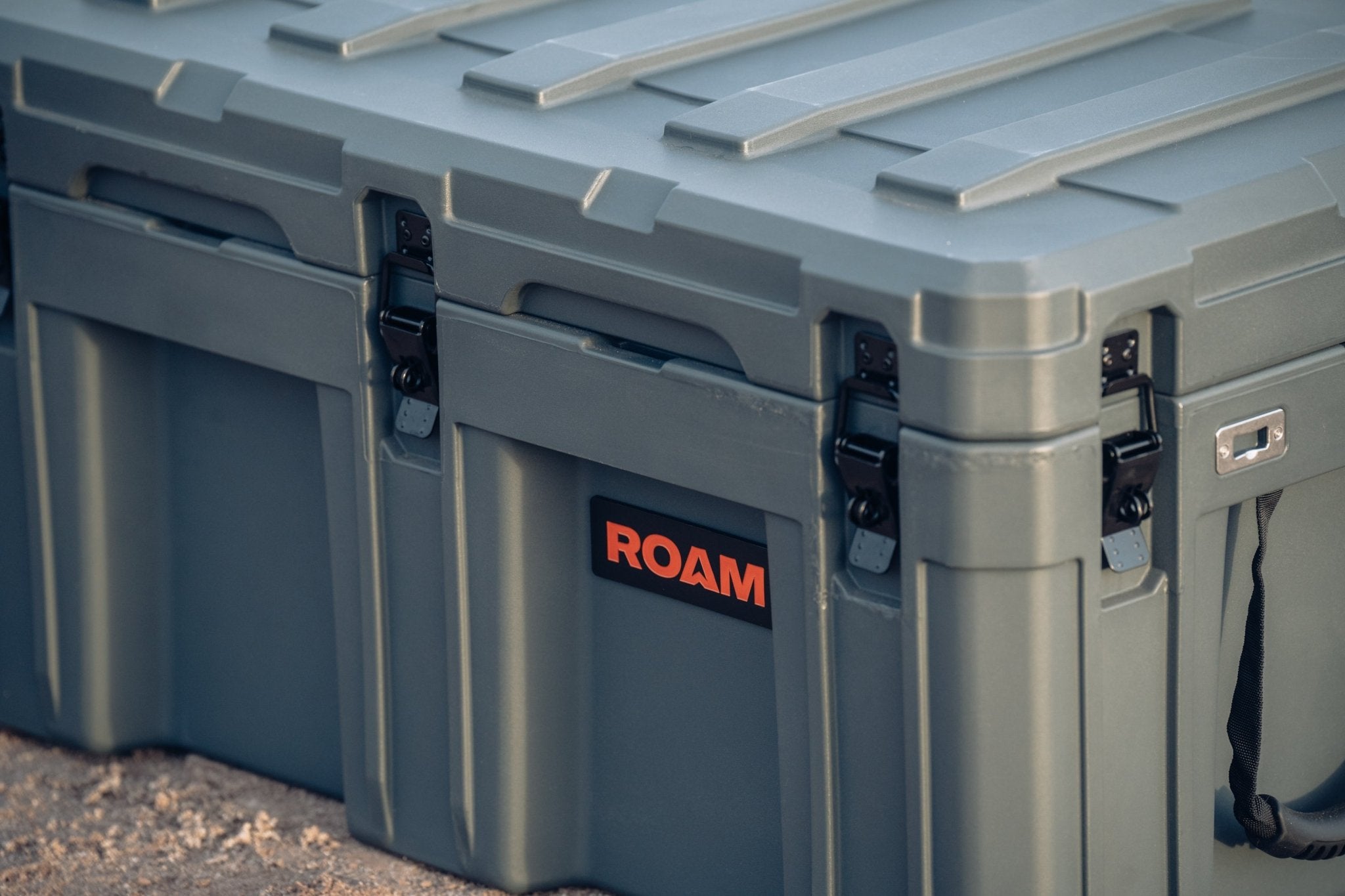 150L Rolling Rugged Case - Spirit of 1876 - ROAM Dealer Portal