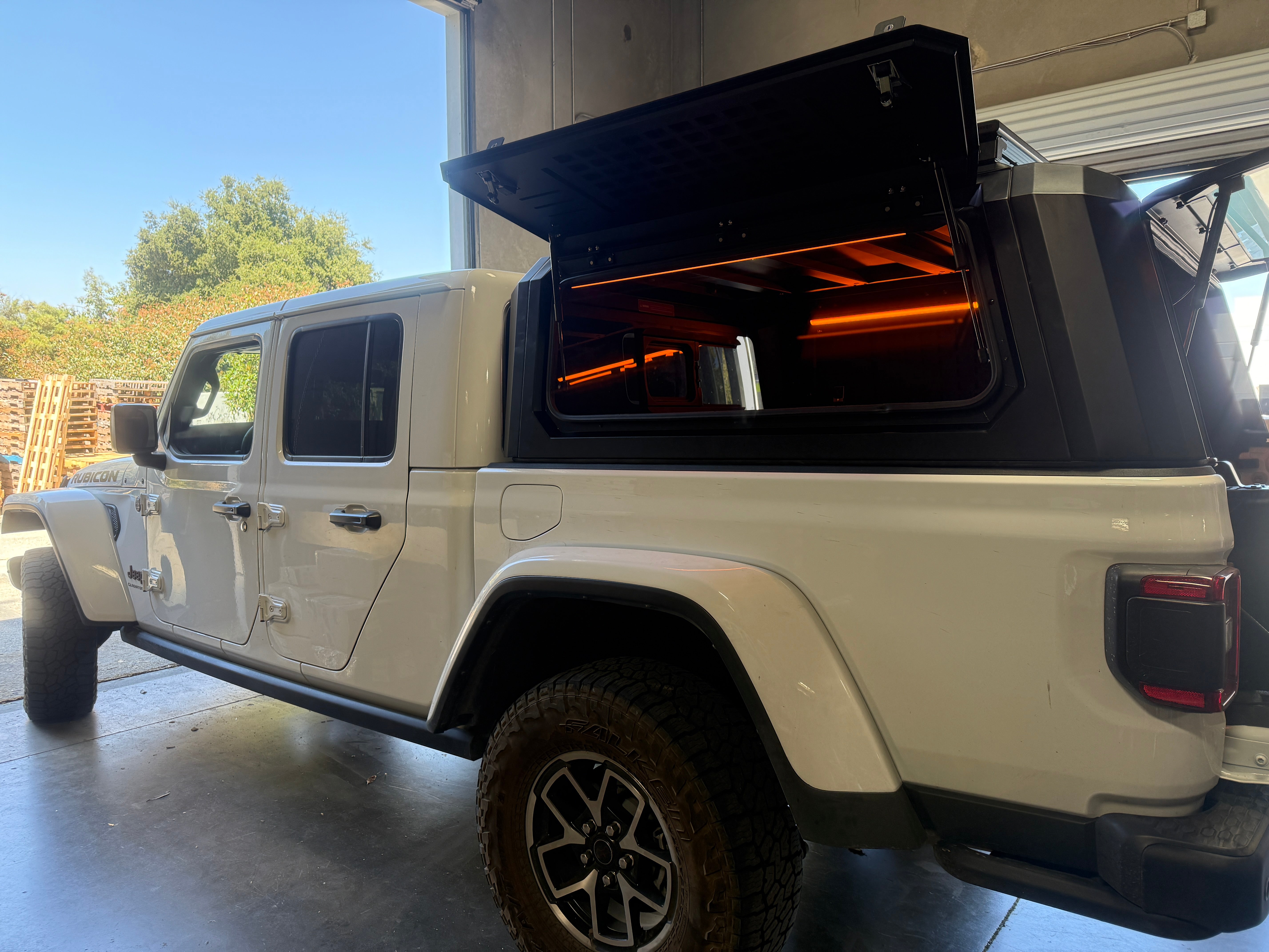 New Super Pacific / RSI Smartcap / GFC / Alucab Camper Light Kit