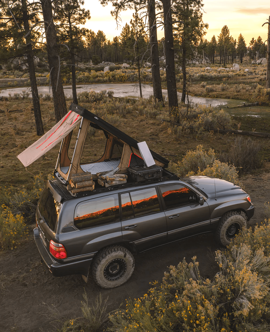 Featherlyte Outdoors Aircrest 2+ Person Rooftop Tent - Spirit of 1876Spirit of 1876