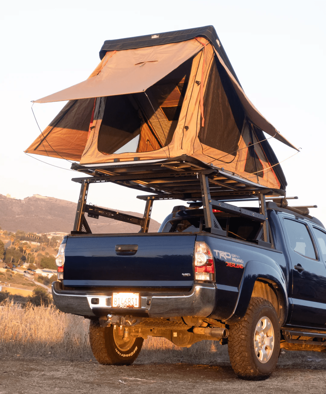 Featherlyte Outdoors Aircrest 2+ Person Rooftop Tent - Spirit of 1876Spirit of 1876
