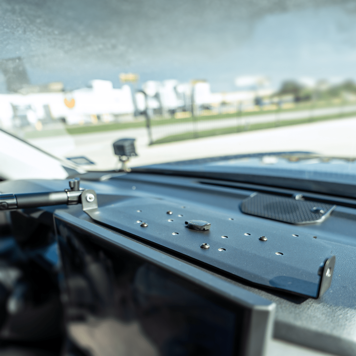 Dash Accessory Mount For 22+ Toyota Tundra - Spirit of 1876Dealers of Cali Raised LED