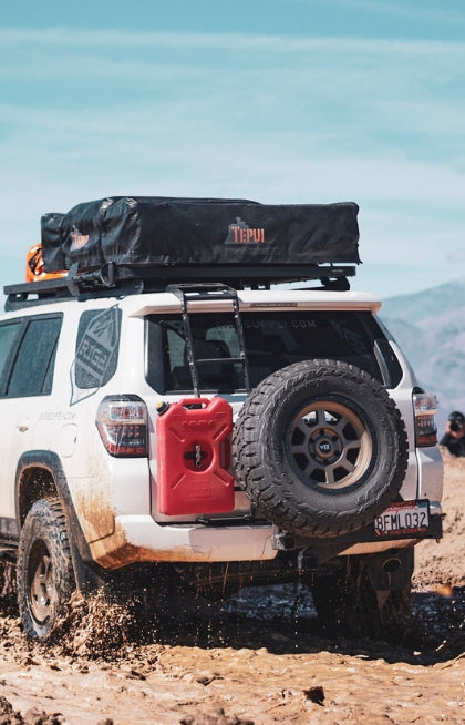 *Refurbished* UltraSwing™ 4th/5th Gen 4Runner Spare Tire Hitch Mount