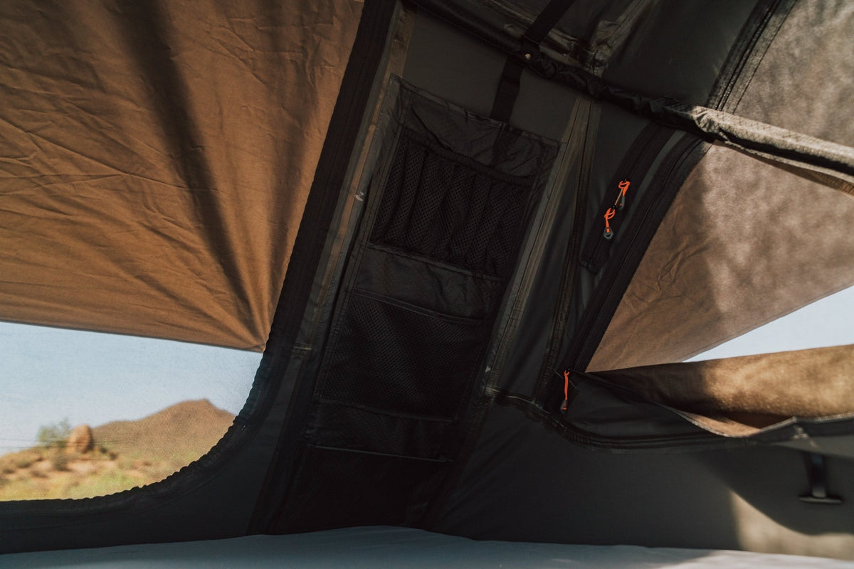 Vagabond 2.0 Rooftop Tent - Spirit of 1876 - ROAM Dealer Portal
