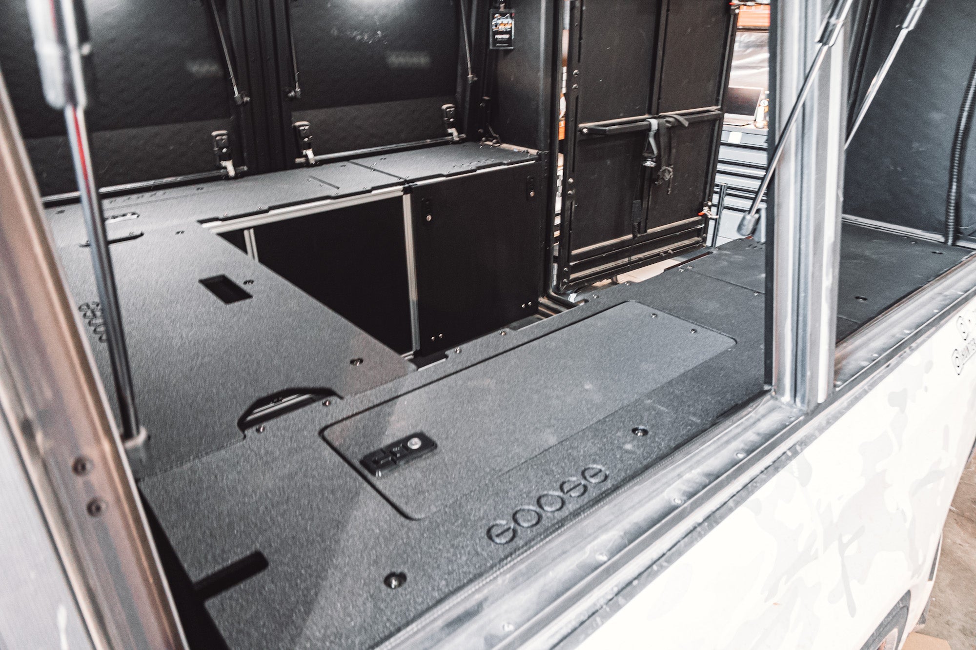 Alu - Cab Alu - Cabin Canopy Camper - Chevrolet Silverado 1500 / GMC Sierra 1500 2019 - Present 4th Gen. - Front Utility Module - 5'8" Bed - Spirit of 1876 - Goose Gear