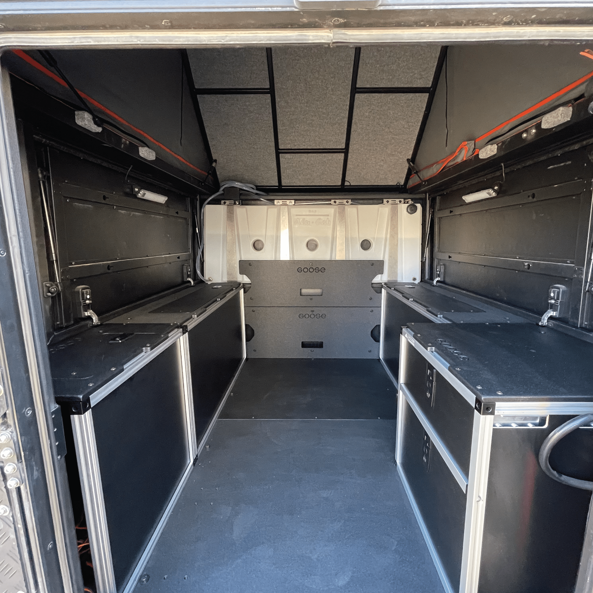 Alu - Cab Canopy Camper V2 - Toyota Tacoma 2005 - 2023 2nd & 3rd Gen. - Rear Utility Module - 6' Bed - Spirit of 1876 - Goose Gear