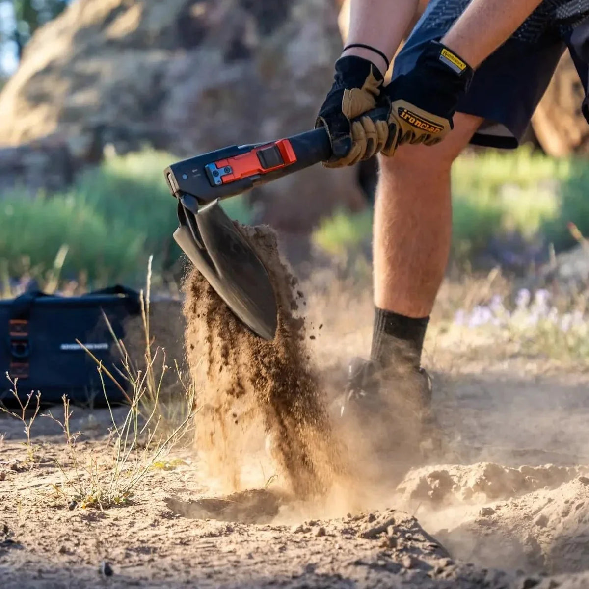 Adventure Mate 6-in-1 Mega Multitool