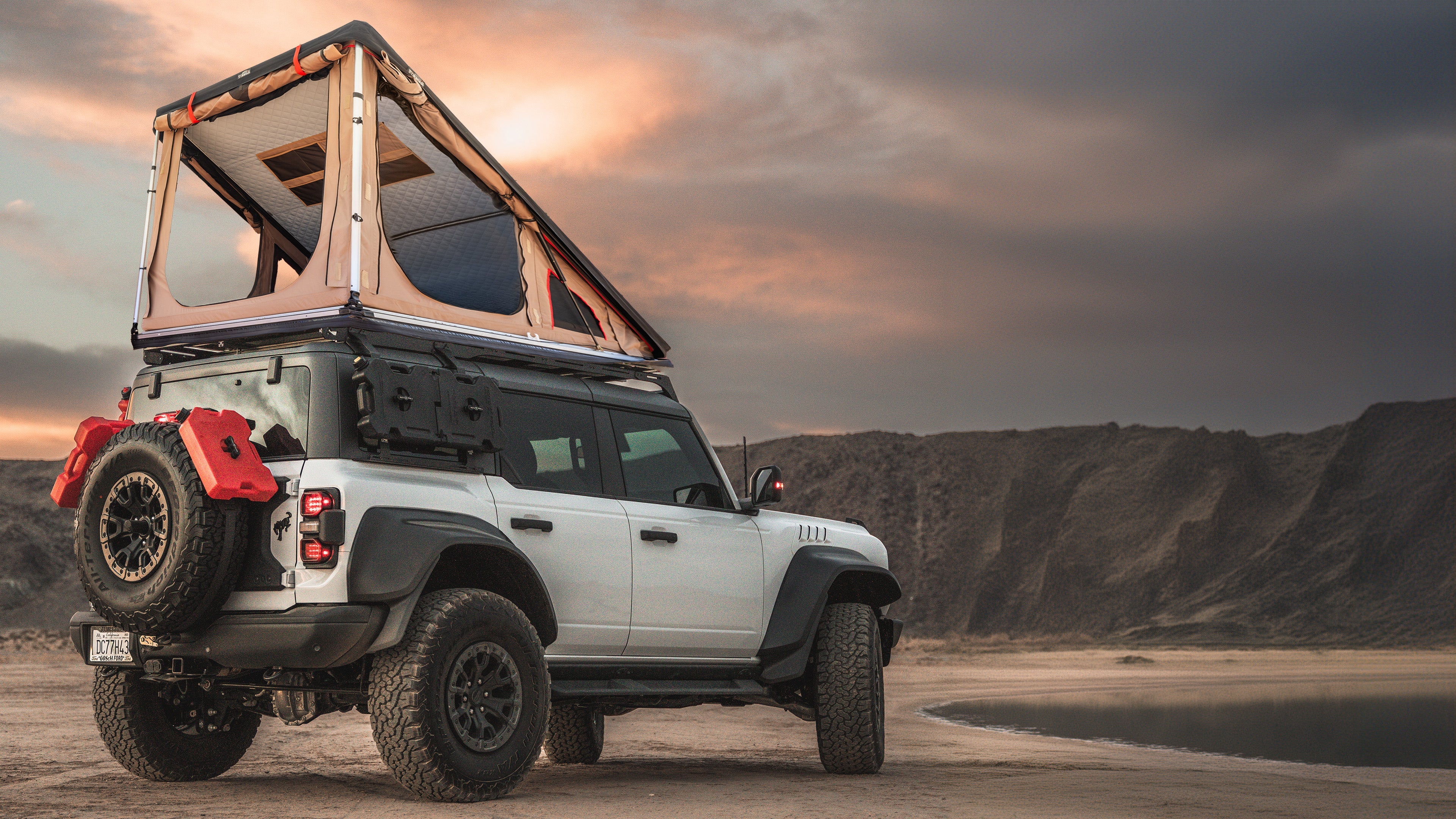 AIRCREST 2+ Person Rooftop Tent