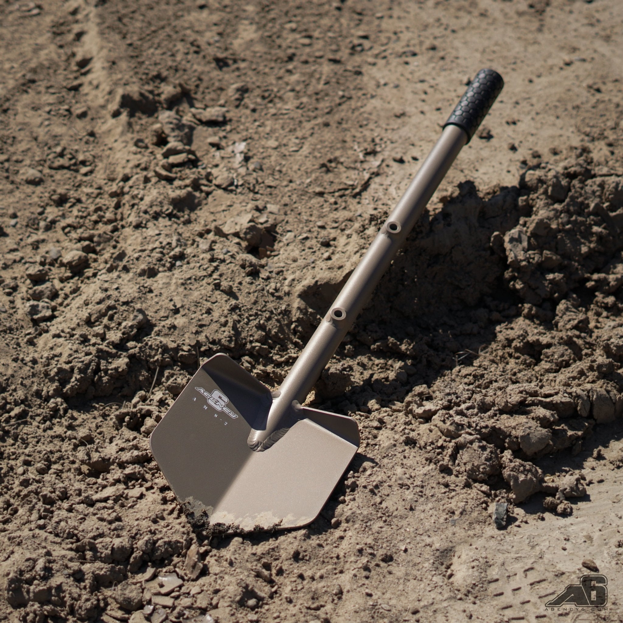 Agency 6™ Long Shovel - Powder Coat FLAT DARK EARTH (FDE) - Spirit of 1876Agency6.com