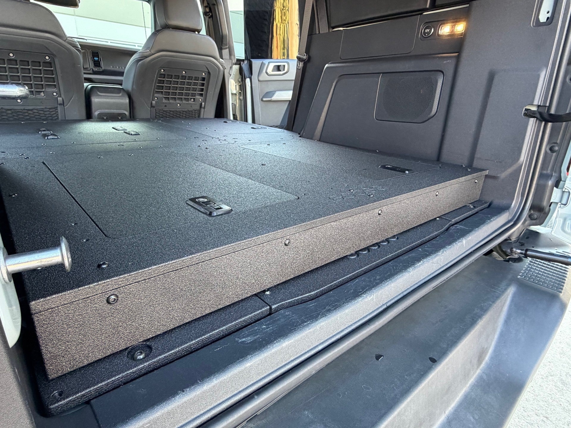 Ford - Bronco - 2021 - Present - 6th Gen - 4 Door - Explore Series - Storage Module - Spirit of 1876 - Goose Gear