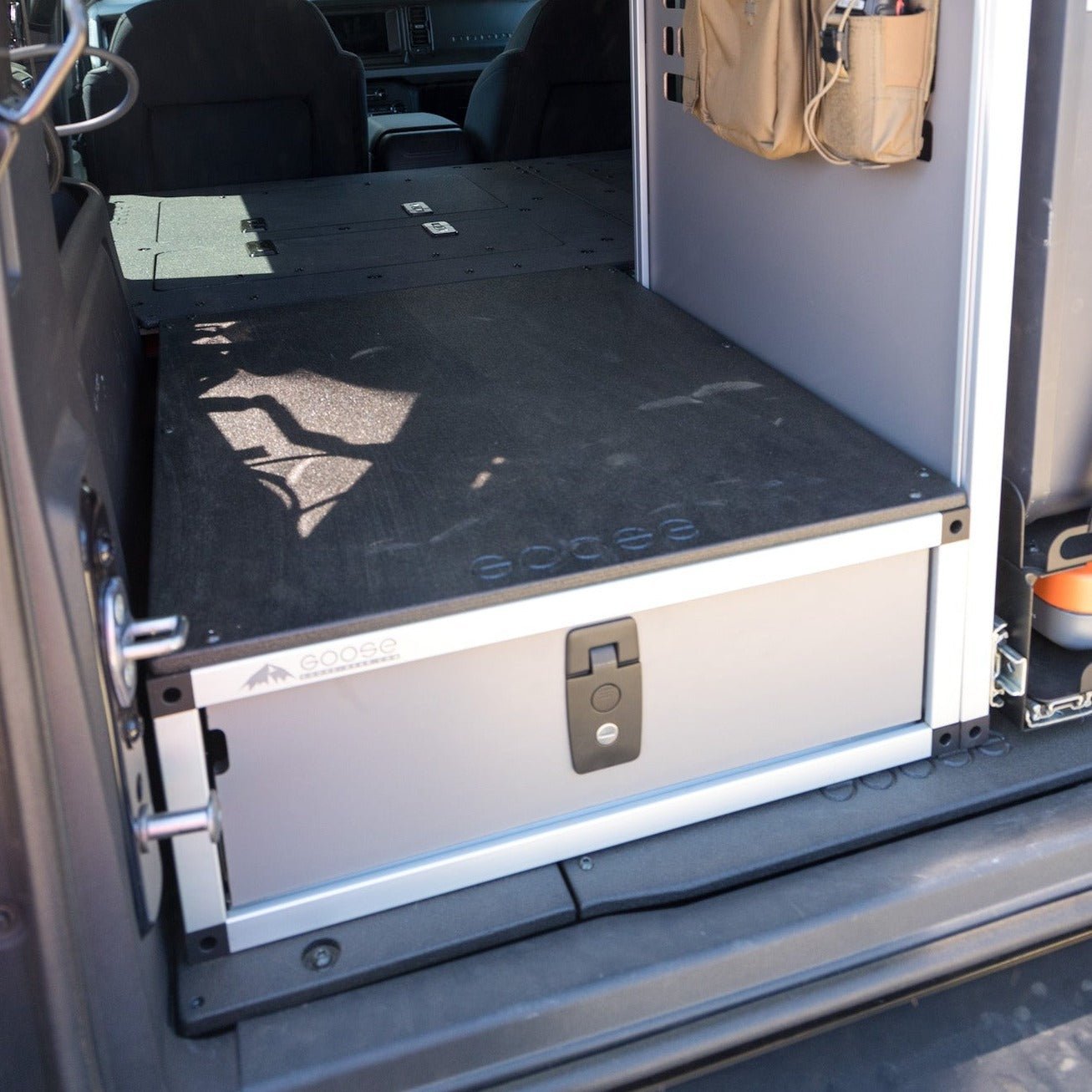 Ford Bronco 2021 - Present 6th Gen. - Single Drawer Module with Top Plate - 22 3/16" Wide x 8" High x 28" Depth - Spirit of 1876 - Goose Gear
