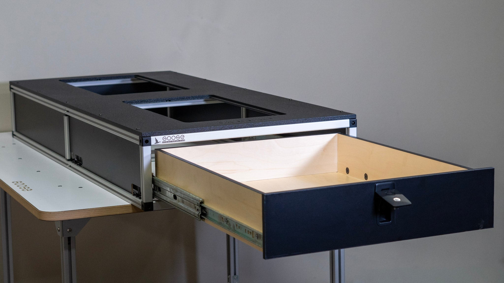 Ford Excursion 2000 - 2006 1st Gen. - Single Drawer Module - 25 3/4" Wide x 8" High x 59" Depth - Spirit of 1876 - Goose Gear