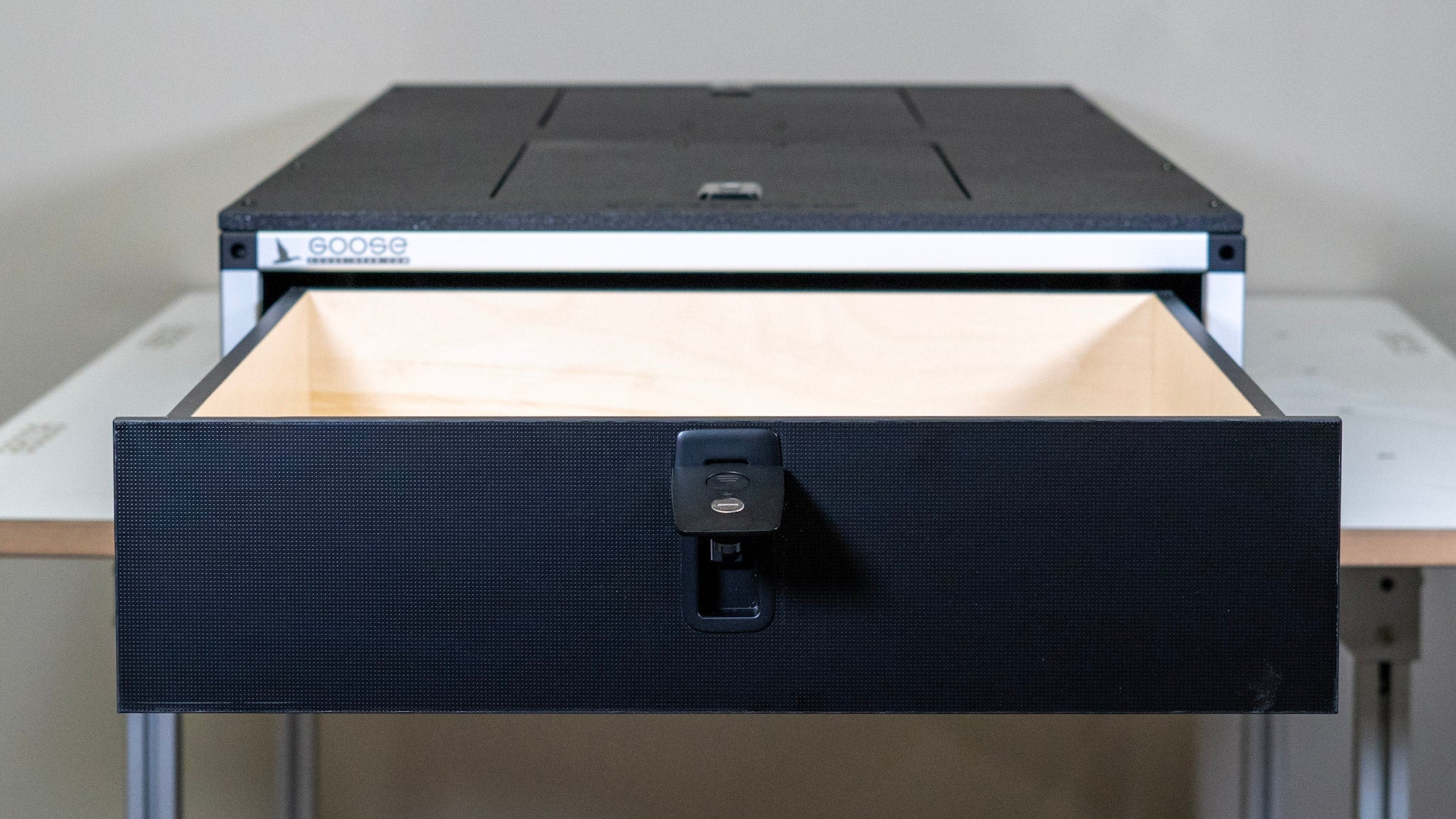 Ford Excursion 2000 - 2006 1st Gen. - Single Drawer Module - 25 3/4" Wide x 8" High x 59" Depth - Spirit of 1876 - Goose Gear