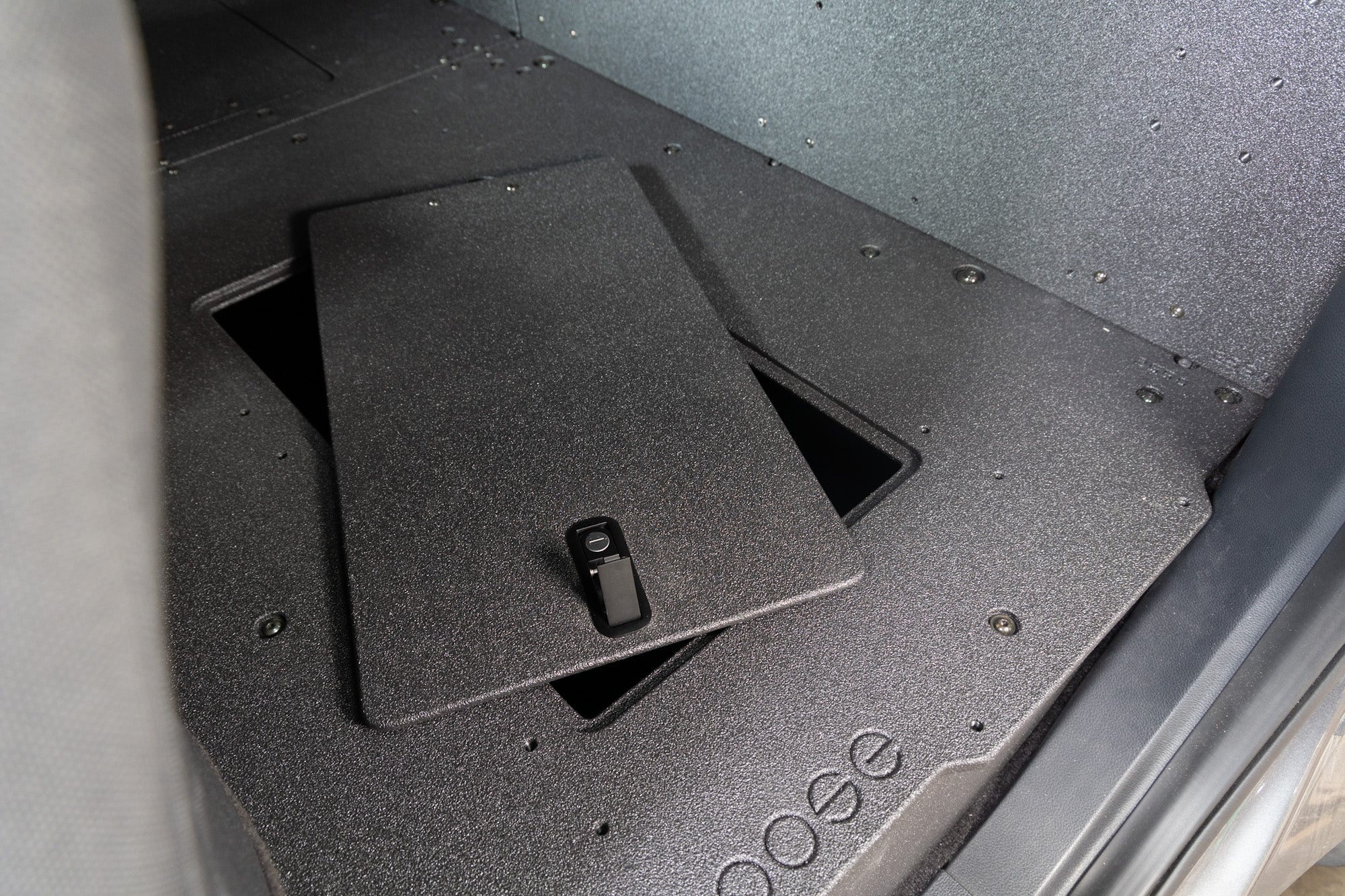 Ford F150 2015 - Present 13th & 14th Gen. SuperCab - Second Row Seat Delete Plate System - Spirit of 1876 - Goose Gear