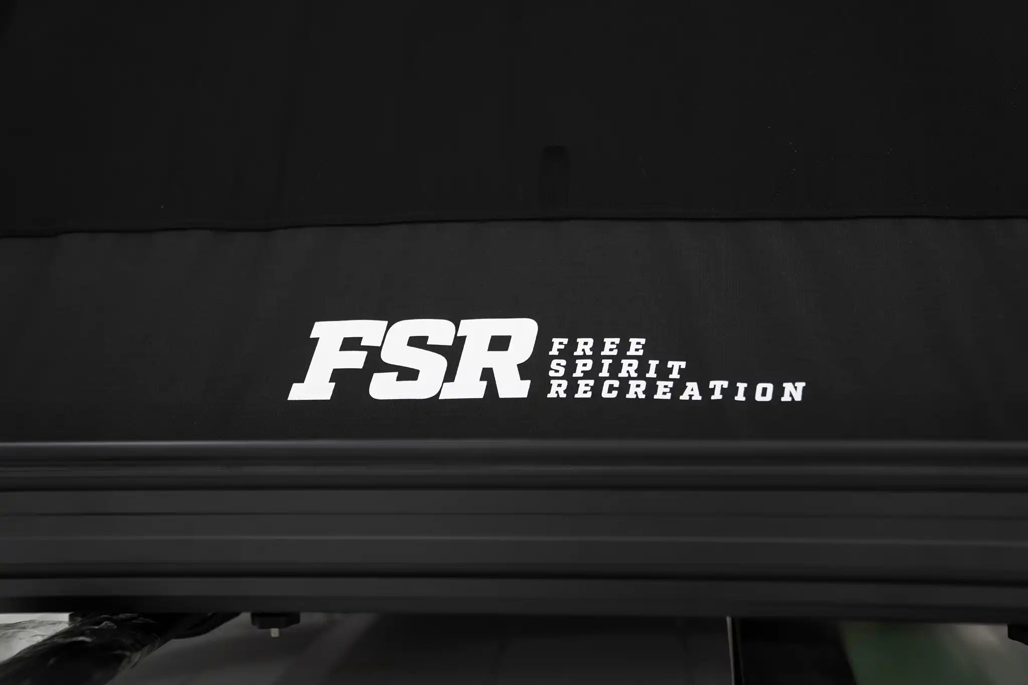 Nova Standard - Rooftop Tent - Spirit of 1876Freespirit Recreation