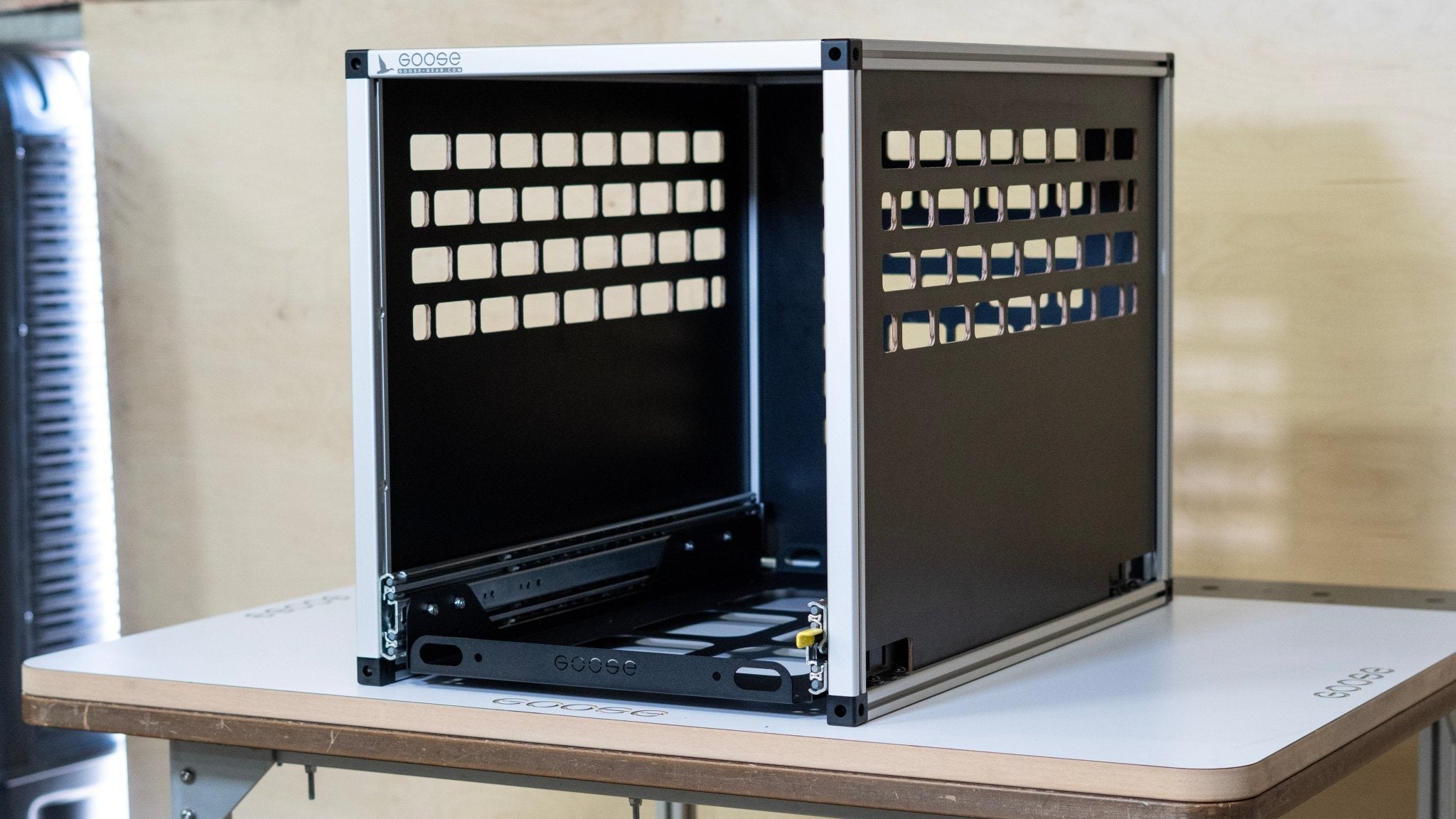 IceBox 1.2 - 30" Deep Module